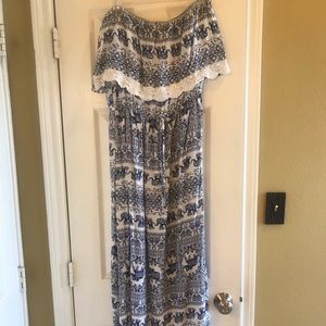 Super cute strapless maxi dress